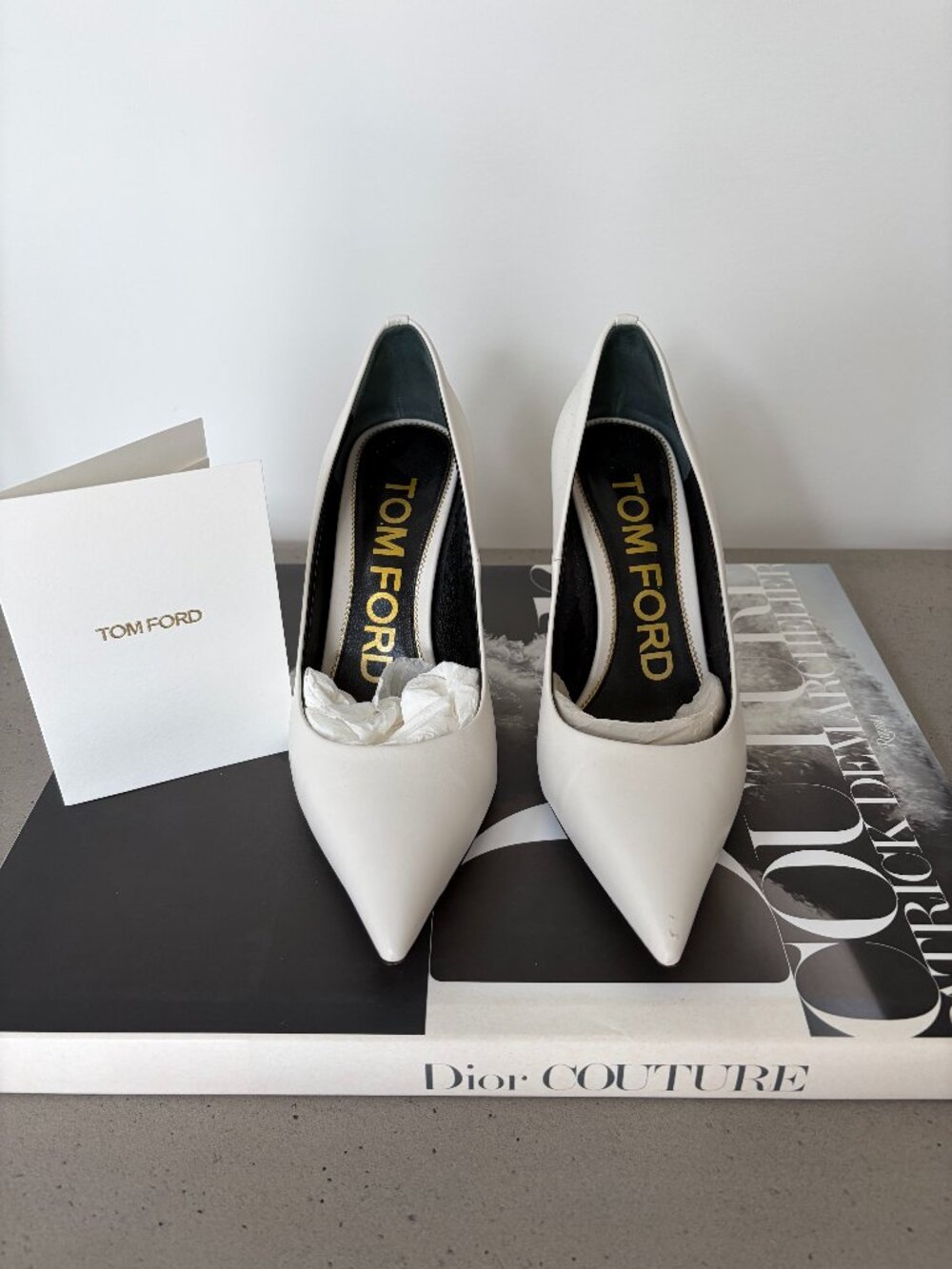 Tom Ford White Leather Pointed Toe Stiletto Pumps 37.5 IT 7.5 US